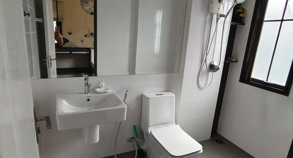 À vendre et à louer 4 chambres maison à Bang Kruai, Nonthaburi