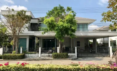 出售 6 卧室 独立屋 在 Mueang Nonthaburi, Nonthaburi