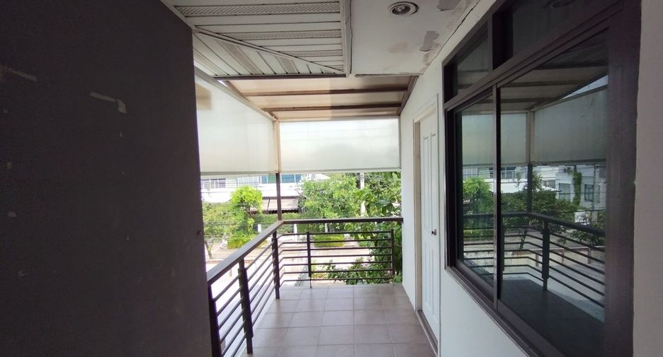 Haus zum Kauf mit 6 Zimmer in Mueang Nonthaburi, Nonthaburi