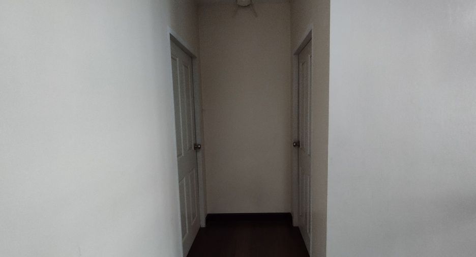 Haus zum Kauf mit 6 Zimmer in Mueang Nonthaburi, Nonthaburi