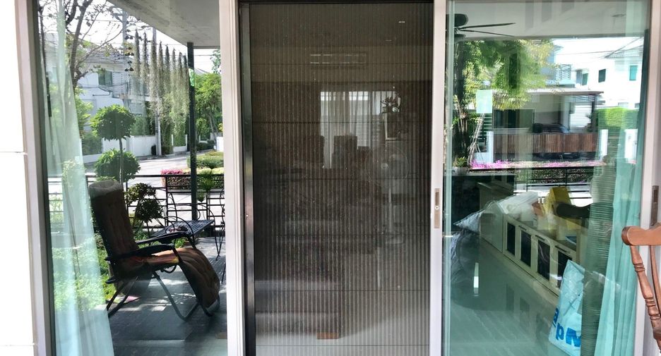 Haus zum Kauf mit 6 Zimmer in Mueang Nonthaburi, Nonthaburi
