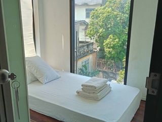 For sale 25 bedrooms hotel in Bang Rak, Bangkok