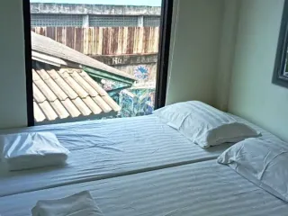 For sale 25 bedrooms hotel in Bang Rak, Bangkok