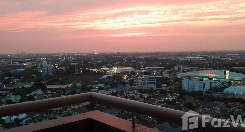 For sale 3 bedrooms condo in Pak Kret, Nonthaburi