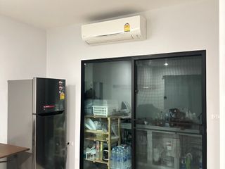 For sale 4 bedrooms townhouse in Mueang Pathum Thani, Pathum Thani