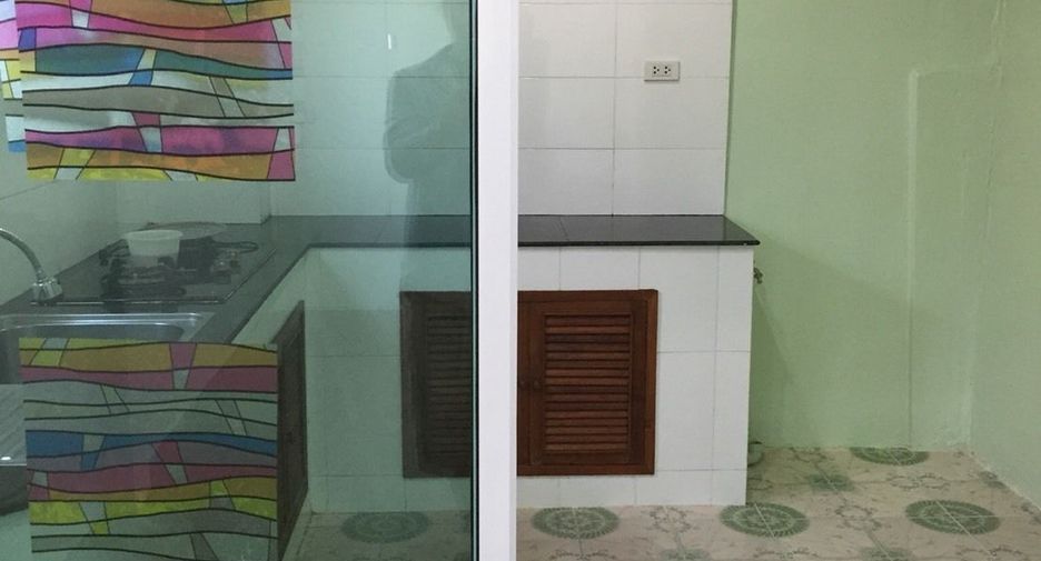 For sale 3 bedrooms townhouse in Mueang Nonthaburi, Nonthaburi