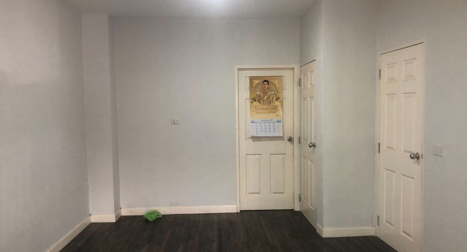 For sale 3 bedrooms townhouse in Bang Bua Thong, Nonthaburi