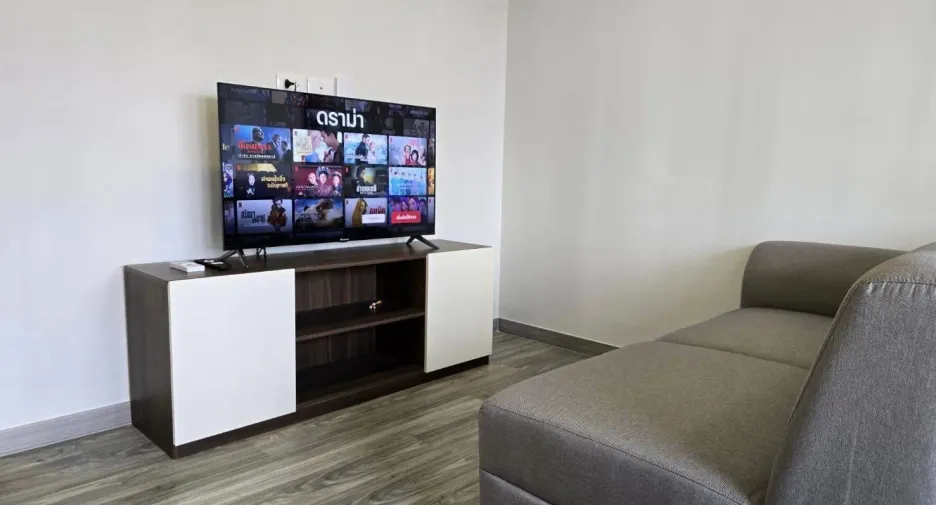 For rent 1 bed condo in Mueang Pathum Thani, Pathum Thani