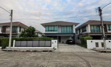 Casa en venta de 3 habitaciones en Thanyaburi, Pathum Thani
