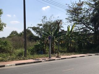 出售 土地 在 Ban Khai, Rayong