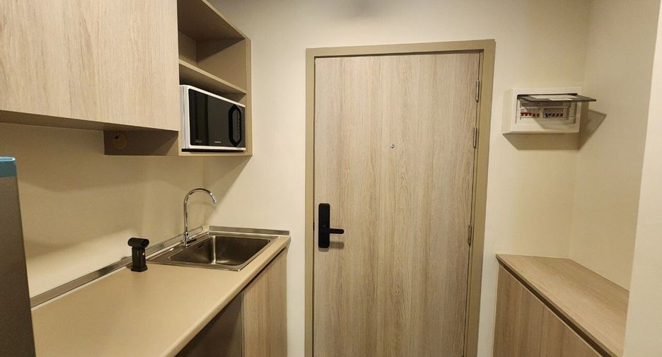 For rent studio condo in Khlong Luang, Pathum Thani