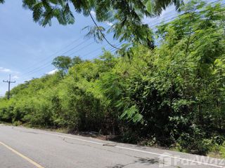 À vendre terrain à Nakhon Chai Si, Nakhon Pathom