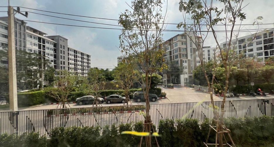 For rent studio condo in Khlong Luang, Pathum Thani