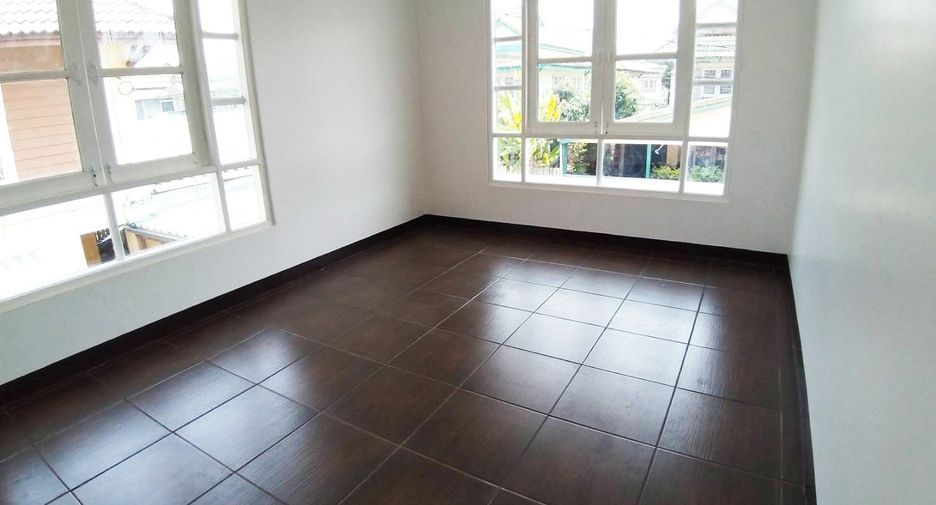 À vendre 3 chambres maison de ville à Bang Bua Thong, Nonthaburi