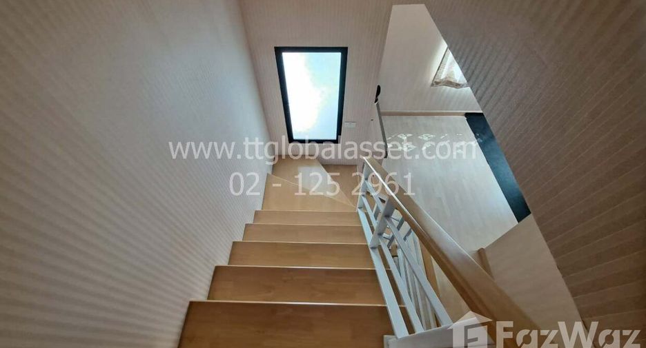 For sale 3 bedrooms townhouse in Mueang Nonthaburi, Nonthaburi