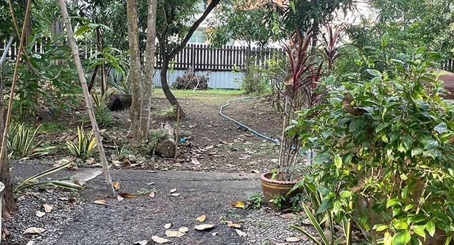 Terreno en venta en Bang Yai, Nonthaburi