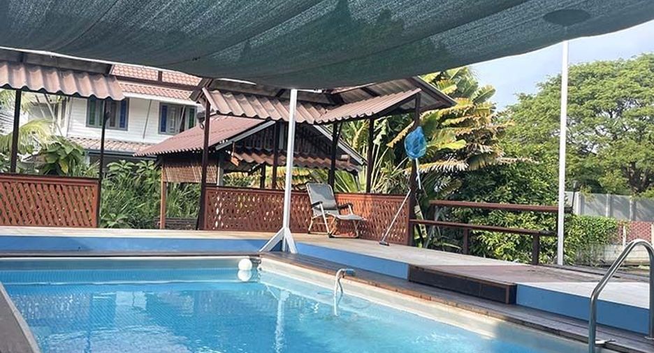 Terreno en venta en Bang Yai, Nonthaburi