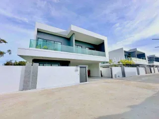 For Rent 5 Bedroom House In Bang Lamung, Chonburi