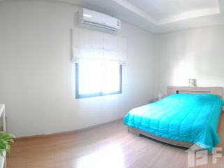 For sale 2 bedrooms townhouse in Mueang Nakhon Ratchasima, Nakhon Ratchasima