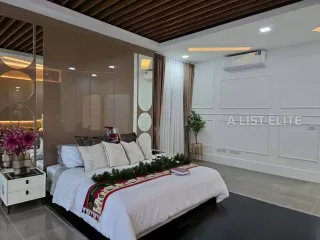 À louer 5 chambres maison à Bang Lamung, Chonburi