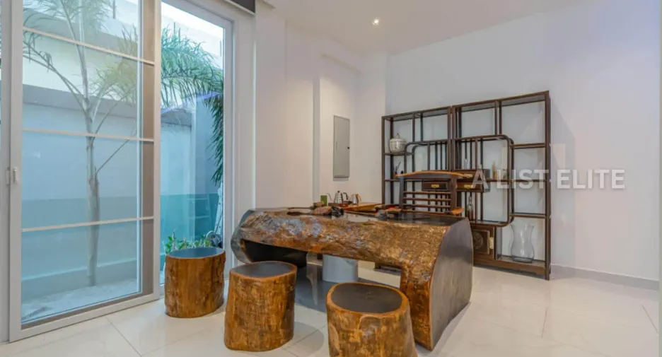 For rent 10 bedrooms house in Bang Lamung, Chonburi