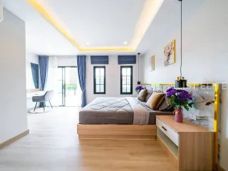 Haus zur Miete mit 6 Zimmer in Bang Lamung, Chonburi