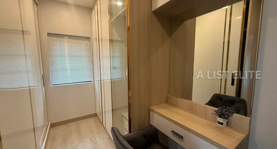 For rent 6 bedrooms house in Bang Lamung, Chonburi
