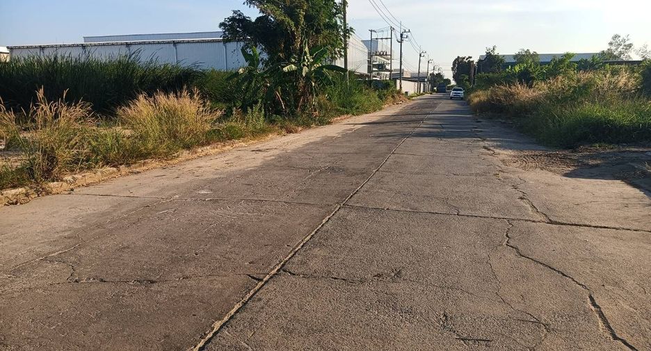 À vendre terrain à Lam Luk Ka, Pathum Thani