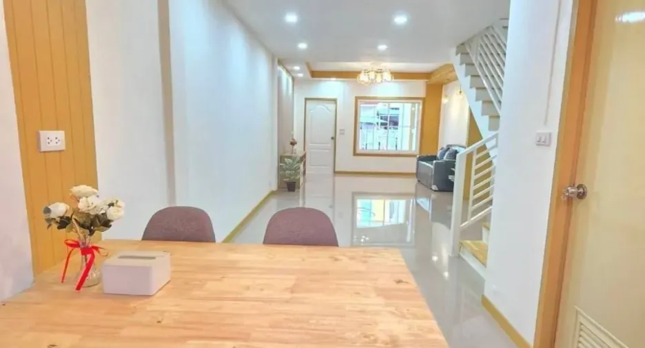 For sale 3 bedrooms townhouse in Sai Noi, Nonthaburi