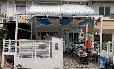 出售 4 卧室 联排别墅 在 Mueang Nonthaburi, Nonthaburi