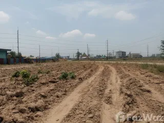 À vendre terrain à Phanom Sarakham, Chachoengsao