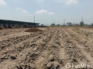 À vendre terrain à Phanom Sarakham, Chachoengsao