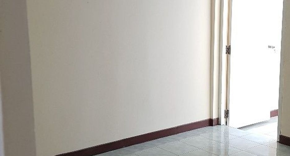 For sale 2 bedrooms townhouse in Bang Bua Thong, Nonthaburi