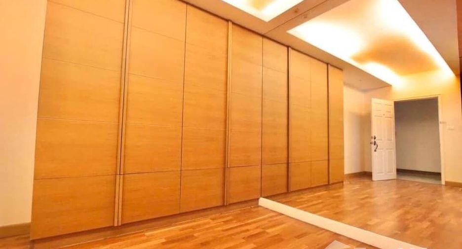 Condo en venta de 3 habitaciones en Mueang Nonthaburi, Nonthaburi