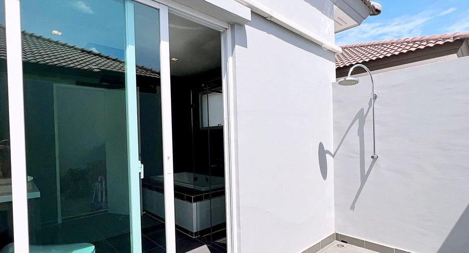 For sale 4 bedrooms house in Pak Kret, Nonthaburi