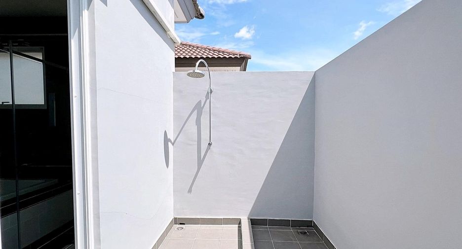 For sale 4 bedrooms house in Pak Kret, Nonthaburi