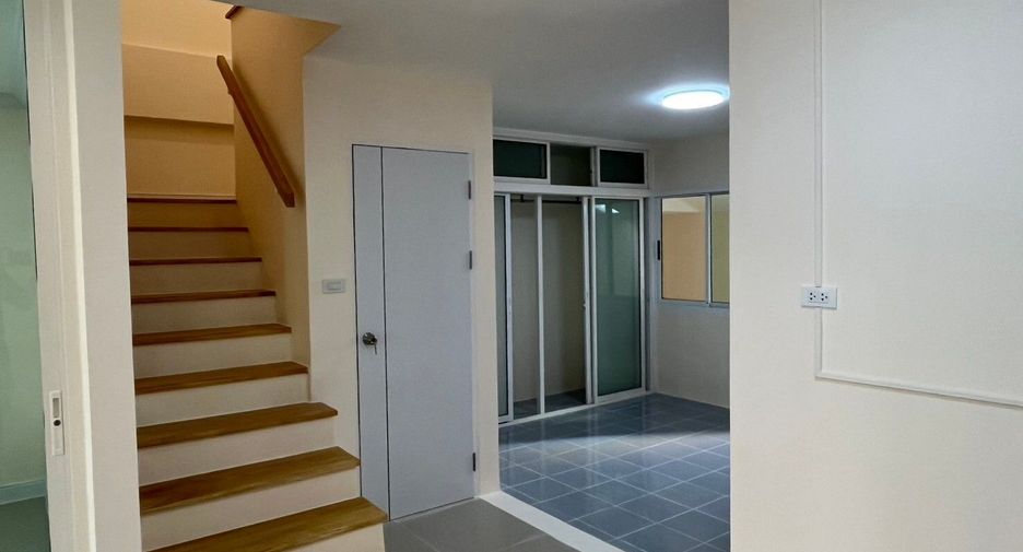 Casa en venta de 4 habitaciones en Bang Yai, Nonthaburi