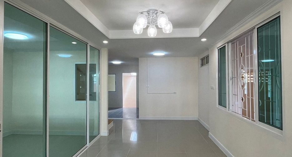 Casa en venta de 4 habitaciones en Bang Yai, Nonthaburi
