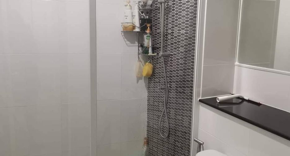 For sale studio condo in Mueang Nonthaburi, Nonthaburi