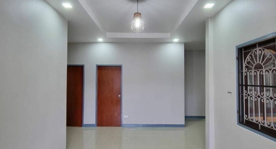 Продажа 3 спальни дом в Sai Noi, Нонтабури