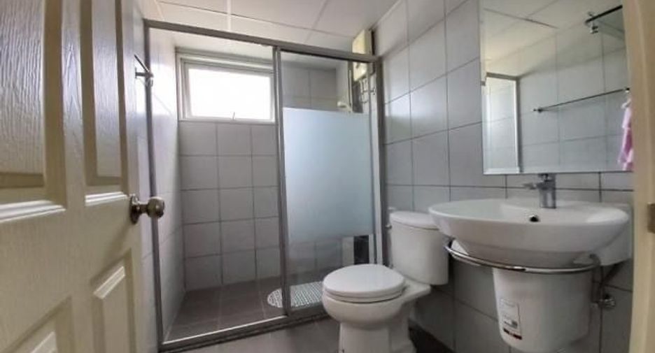 For sale 2 bedrooms condo in Mueang Nonthaburi, Nonthaburi