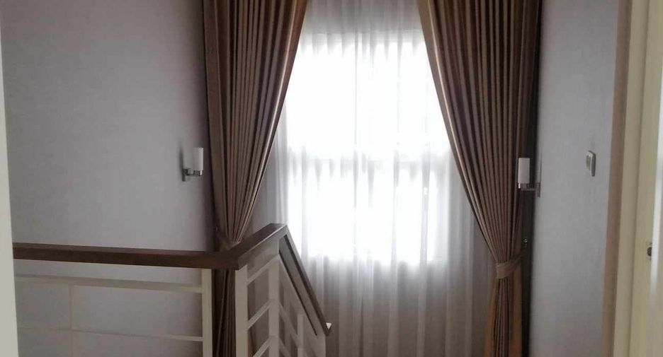 Haus zum Kauf mit 4 Zimmer in Bang Yai, Nonthaburi