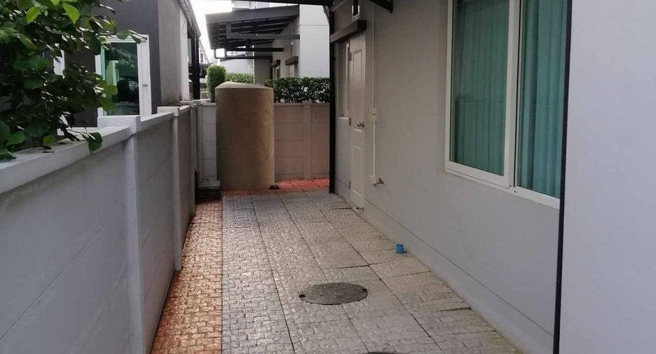 Haus zum Kauf mit 4 Zimmer in Bang Yai, Nonthaburi