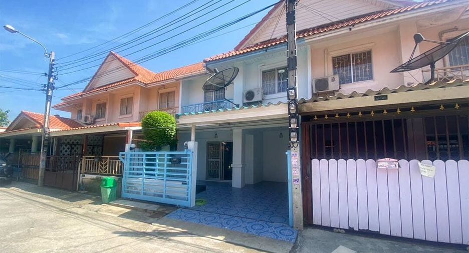 For sale 3 bedrooms townhouse in Bang Bua Thong, Nonthaburi