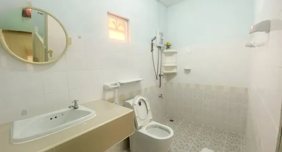 Продажа 3 спальни таунхаус в Bang Bua Thong, Нонтабури