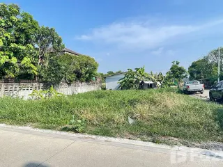 出售 土地 在 Pak Kret, Nonthaburi