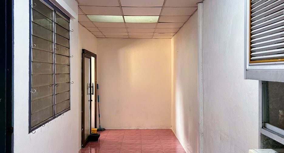 For sale 2 bedrooms townhouse in Bang Bua Thong, Nonthaburi