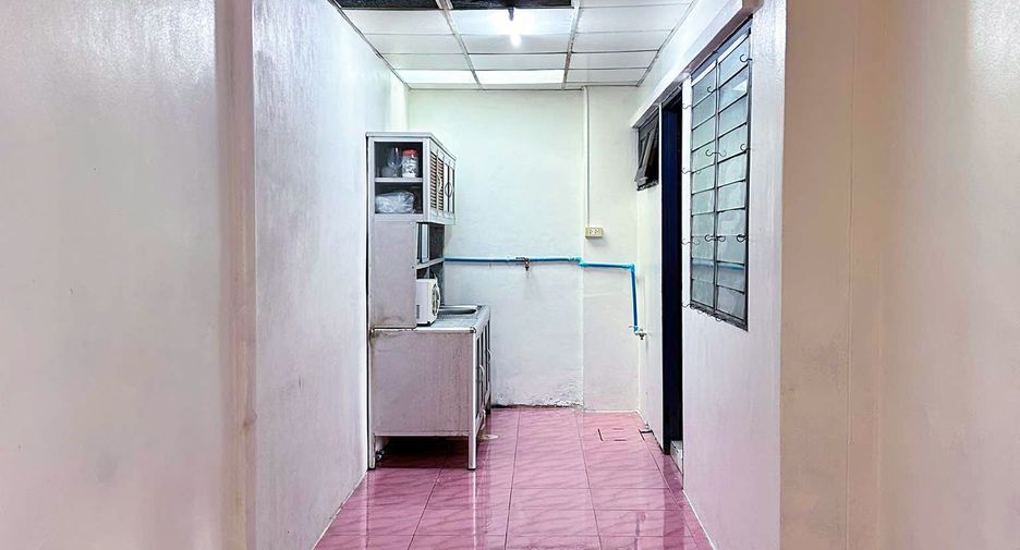 For sale 2 bedrooms townhouse in Bang Bua Thong, Nonthaburi