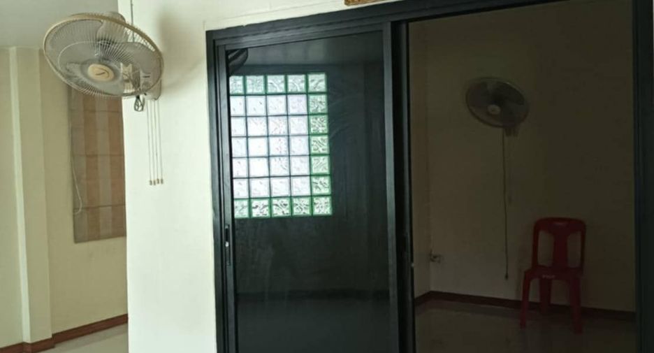 For sale 2 bedrooms villa in Khlong Luang, Pathum Thani