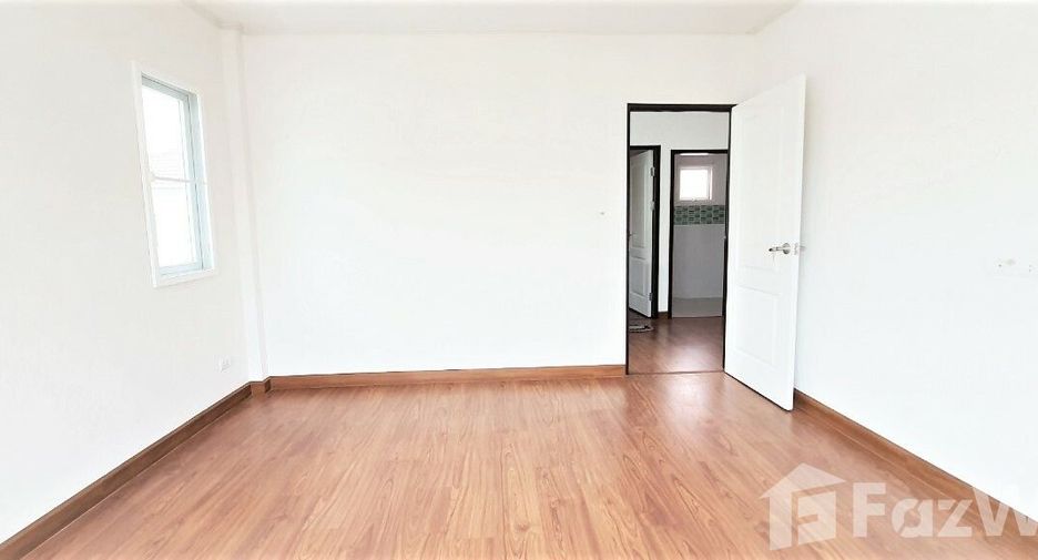 For sale 3 bedrooms house in Mueang Pathum Thani, Pathum Thani